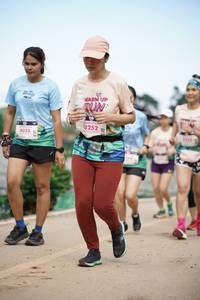 BIB: 8028, 3252
                            <button type="button" onclick="openModal(18895580)" class="btn btn-primary btn-sm float-right btn-popup" data-toggle="modal" data-target=".modal-high-quality">
                        <i class="fas fa-shopping-cart"></i> Add to Cart
                    </button>
                                            <button type="button" onclick="isThisMe(18895580, true)" class="btn btn-success btn-sm float-right btn-popup btn-isme hidden" data-toggle="tooltip" data-placement="bottom" title="นี่คือรูปของคุณใช่ไหม คลิกที่นี่เพื่อเอาเข้าอัลบั้ม">
                        <i class="fas fa-plus"></i> Add to album
                    </button>
                    <button type="button" onclick="isThisMe(18895580, false)" class="btn btn-warning btn-sm float-right btn-popup btn-isnotme hidden">
                        <i class="fas fa-ban"></i> Remove from album
                    </button>